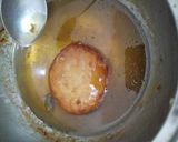 A picture of step 9 of Stuffed bread malpua with rabdi.