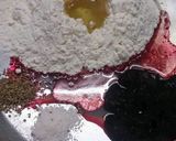 बीटरूट मठरी (beetroot mathri recipe in Hindi) रेसिपी चरण 1 फोटो