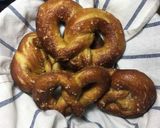 Foto langkah ke 9 dari resep Homemade Soft Pretzel (Mirip auntie Anne lho).