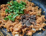A picture of step 7 of Egg kothu chapati.