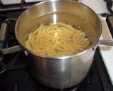 Foto del paso 3 de la receta: Macarrones con atún y salsa cayenne