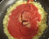 Foto del paso 1 de la receta: Merluza en salsa de tomate