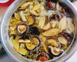 季節限定~龍眼香菇雞湯的食譜步驟4照片