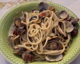 Foto del passaggio 11 della ricetta Spaghetti alle Vongole
