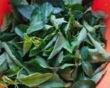 Foto langkah ke 1 dari resep Sayur Bening katuk pedas.