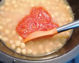 Foto del paso 4 de la receta: Potaje de garbanzos con espinacas y bacalao(Vigilia)