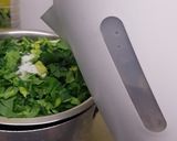 A picture of step 3 of Seasonal?Leafy greens.