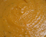Foto del paso 7 de la receta: Crema de garbanzos, zanahoria, semillas de calabaza y Agua de mar