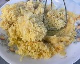 Une image de l'étape 6 de Écrasée gratinée de pommes de terre à l'ail, crème et emmental.