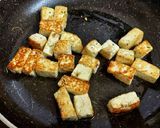 A picture of step 4 of Paneer Afghani.