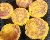 A picture of step 4 of Kala Chana Tikki Chat.