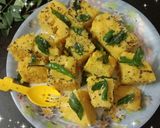A picture of step 4 of Instant khaman dhokala.