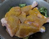 Foto langkah ke 1 dari resep Ayam Goreng Ketumbar.
