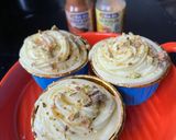 Gambar langkah 12 resipi Carrot cupcakes with cream cheese icing.