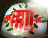 A picture of step 1 of Red yellow melon dessert in the shape of a flag.