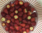 Hình bước làm 2 của món Mứt dâu thơm ngon🍓🍓🍓