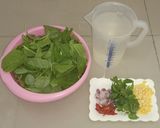 Foto langkah ke 1 dari resep Sayur Bening Bayam Jagung Kemangi.