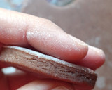Foto del paso 3 de la receta: Alfajores de chocolate rellenos con dulce de leche y Nutella😜
