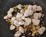 Foto del passaggio 4 della ricetta Bocconcini di soia alle mandorle