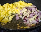 Foto langkah ke 2 dari resep Tumis Jamur Telur.