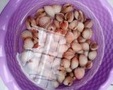 Foto langkah ke 2 dari resep Kerang Dara Rebus.