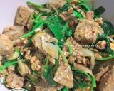Foto langkah ke 4 dari resep Tumis Bayam Tempe.