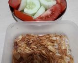 Foto langkah ke 8 dari resep Nasi goreng sosis (Sausage fried rice).