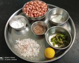 शेंगदाण्याची उसळ (shengdanyachi usal recipe in marathi) रेसिपी स्टेप 1 फोटो 