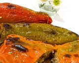 Foto del paso 6 de la receta: Pimiento tricolor rellenos de carne & arroz