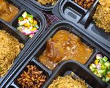 Foto langkah ke 4 dari resep Nasi goreng bumbu Mie Aceh + Daging bistik.