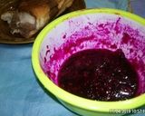 Foto langkah ke 3 dari resep Puding Roti Buah Naga ala Musa.