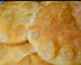 A picture of step 3 of Raj kachori.
