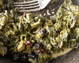 Foto del paso 3 de la receta: Calabacines🥒 con espinacas🌿, pasas de uva🍇 y queso🧀...🤔