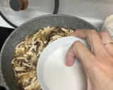 A picture of step 5 of Hot and Sour Soup (Simple Version).