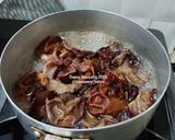 Foto langkah ke 1 dari resep Sup Kimlo Kembang Tahu Simple.