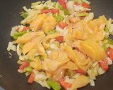 Foto del paso 3 de la receta: Empanada de pollo y verduritas