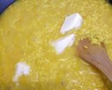 A picture of step 4 of Risotto with fresh salmon fillet and saffron.