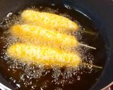 Foto langkah ke 5 dari resep Corndog Mudah.