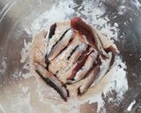 A picture of step 6 of Mixed Fried Seafood with Whole Wheat Flour.