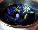 A picture of step 2 of Butterfly pea Flowers Magical Tea.