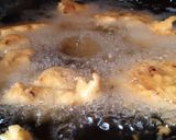 A picture of step 3 of Karhi pakora.
