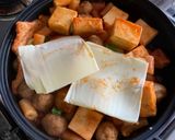 Foto langkah ke 3 dari resep Tteok-bokki mix.