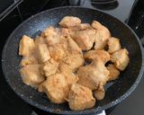 A picture of step 8 of Jacket potatoes with chicken.