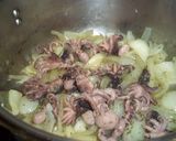 Foto del paso 8 de la receta Pulpitos con cebolla y orégano