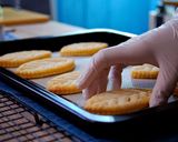 A picture of step 13 of Puff Pastry Sugar Cookies (Leaf-shaped Simple Pies).