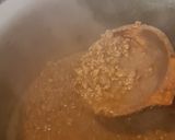 A picture of step 2 of Matar qeema.