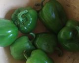 A picture of step 1 of Simla Mirchi sabji.