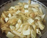 A picture of step 4 of Almond milk pasta.