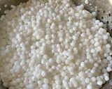 A picture of step 1 of Sabudana kichidi.