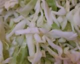 A picture of step 1 of Aloo ka pattagobhi ki sabji.